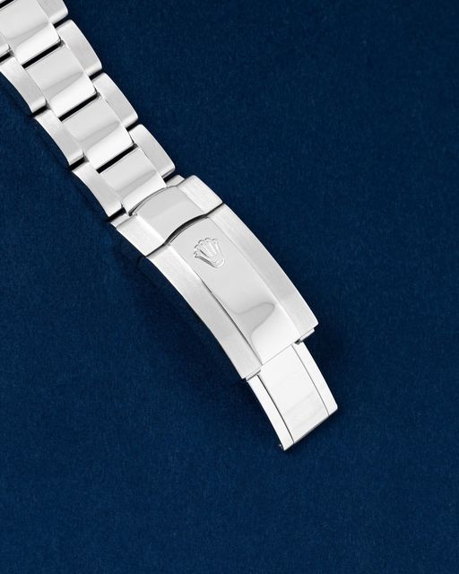 Rolex Oyster Perpetual Date 115234 Image 3